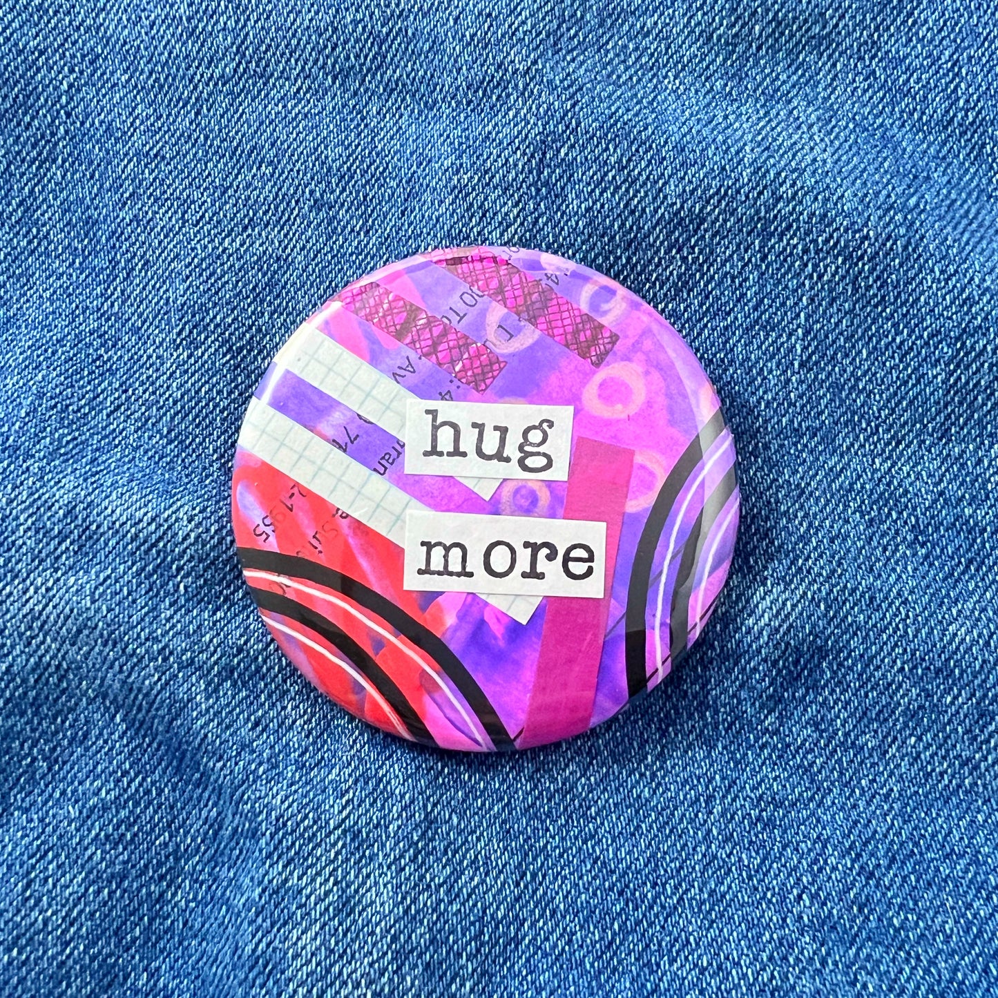 hug more - Art Pin